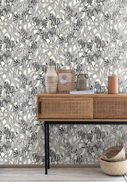 HIDING Wallpaper