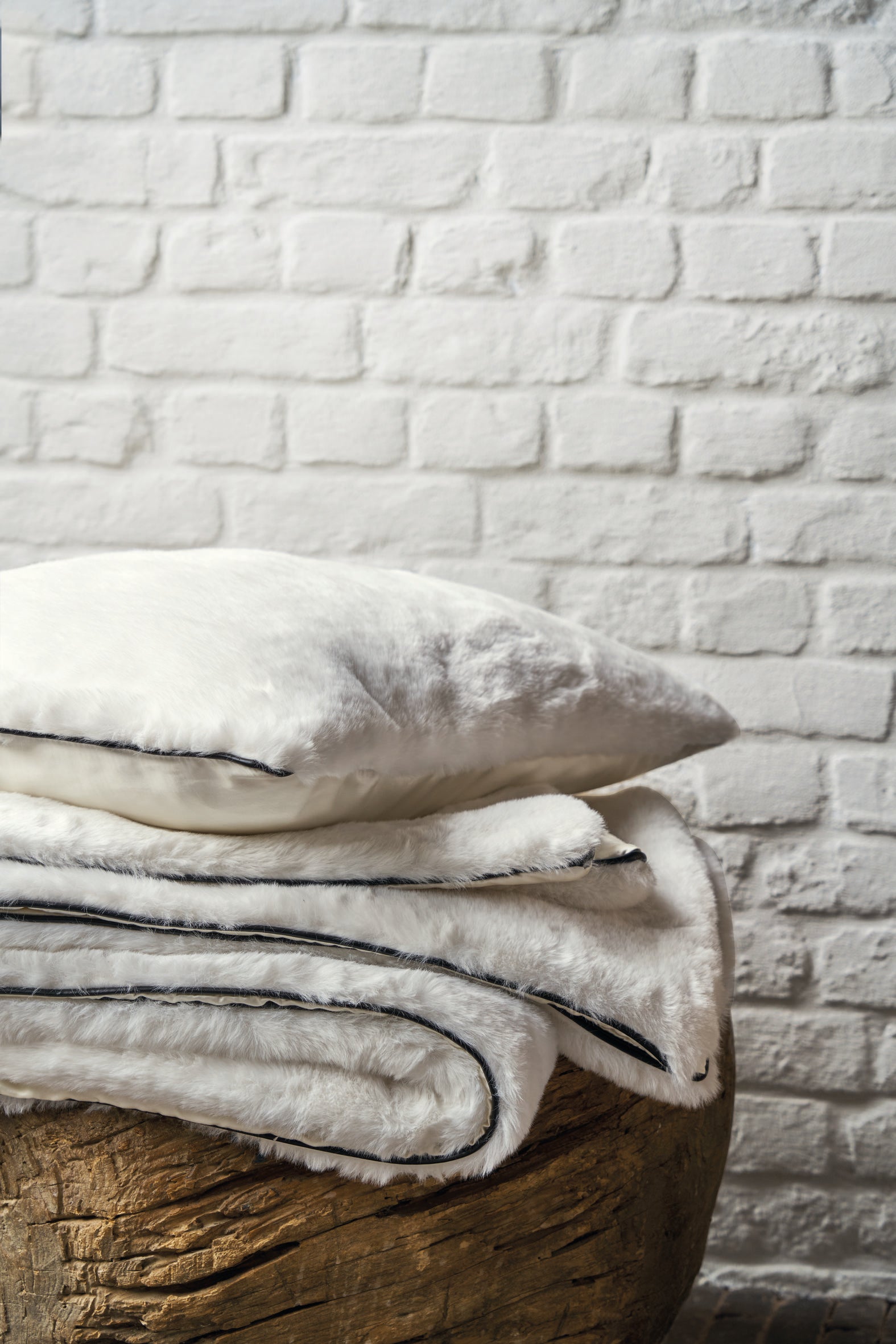 LAPONIE Bed Throw