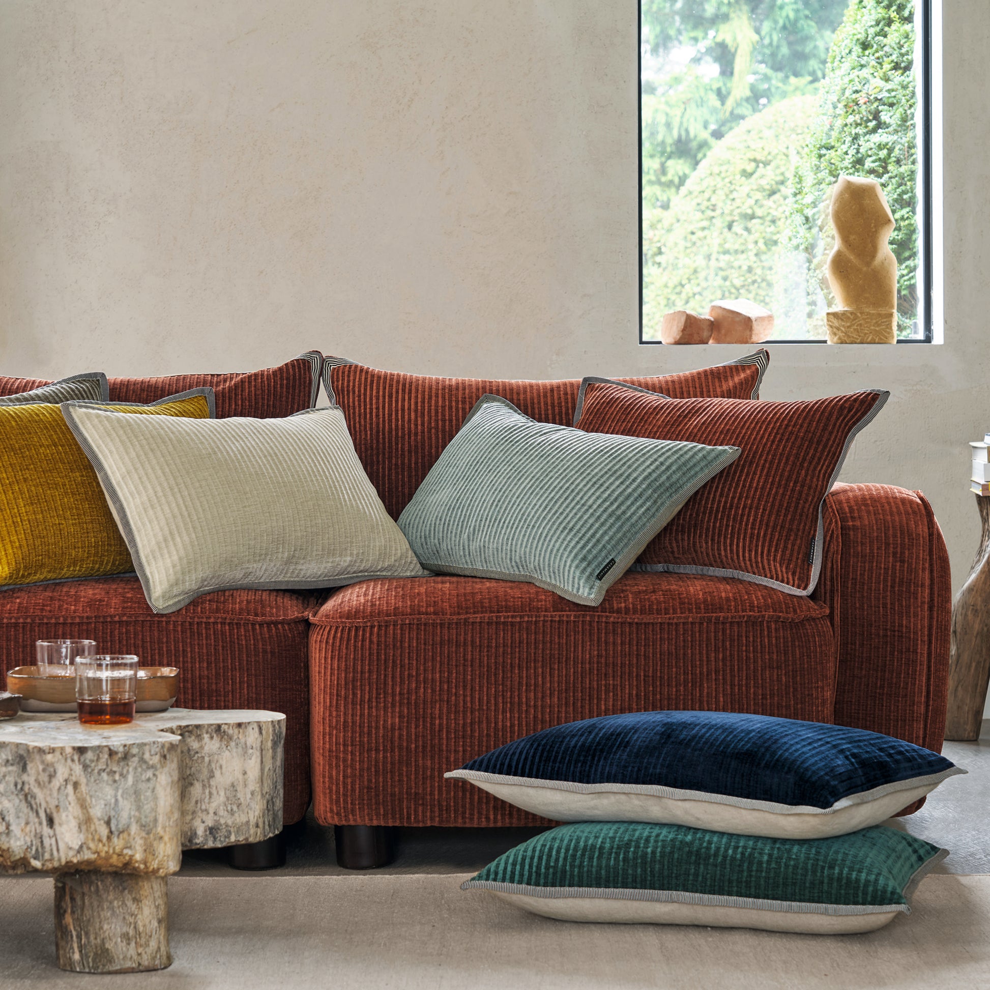 OPULENCE Cushion Cover