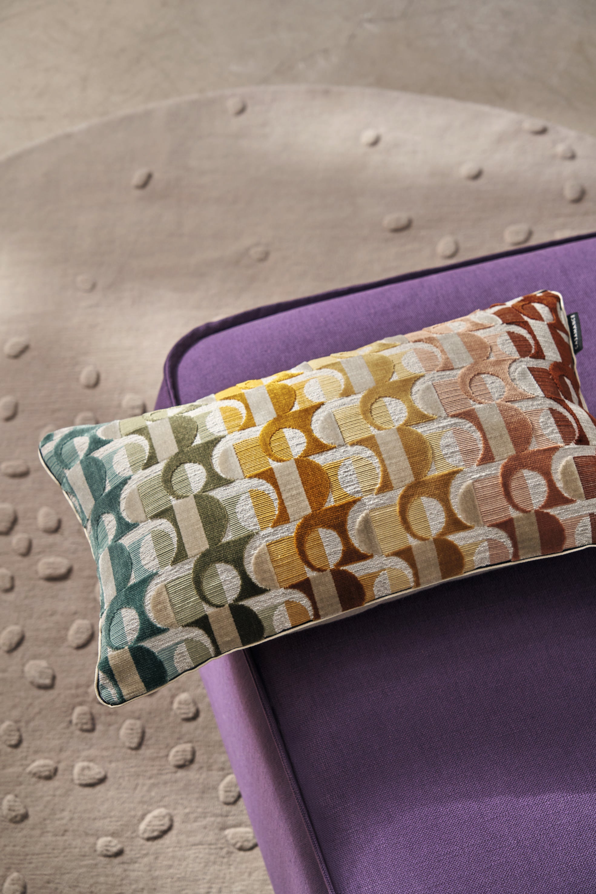 ABONDANCE Cushion Cover