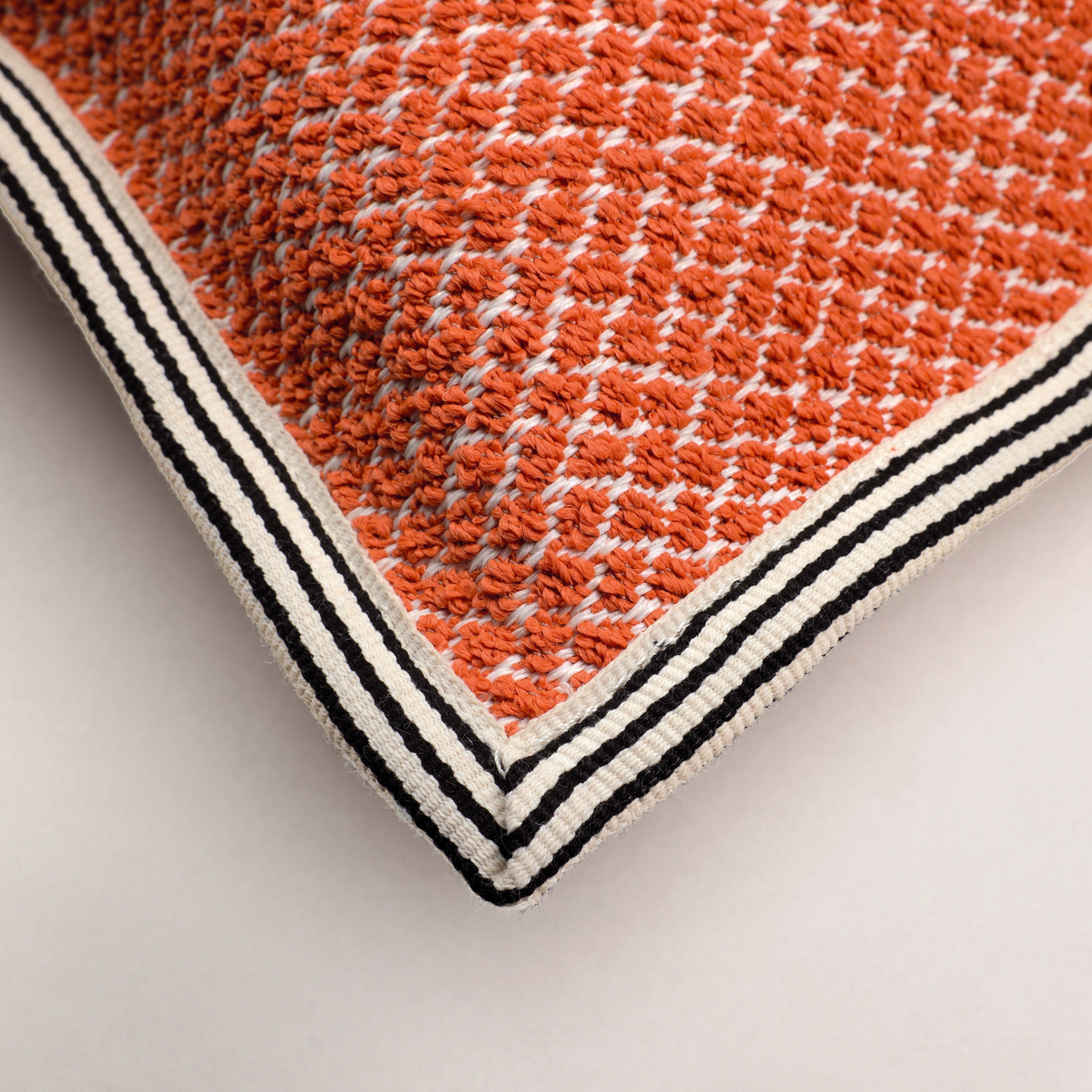 AKUMAL Cushion Cover