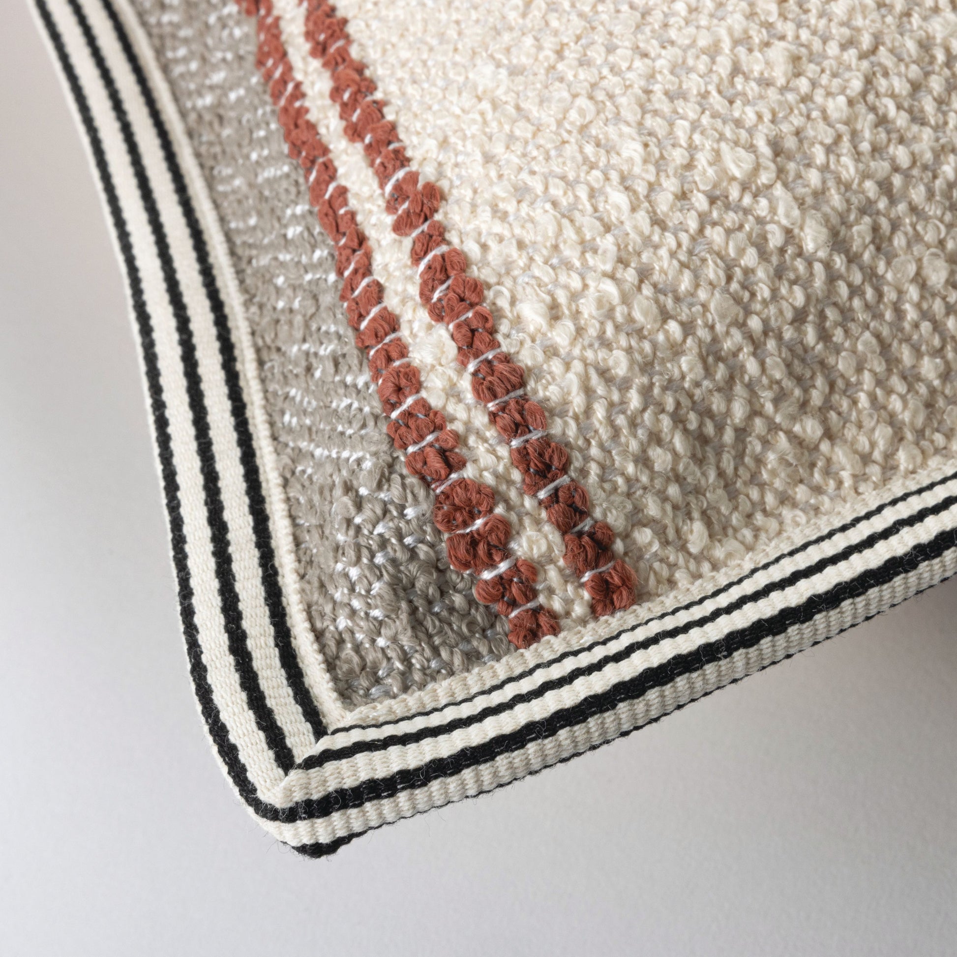 APACHE Cushion Cover