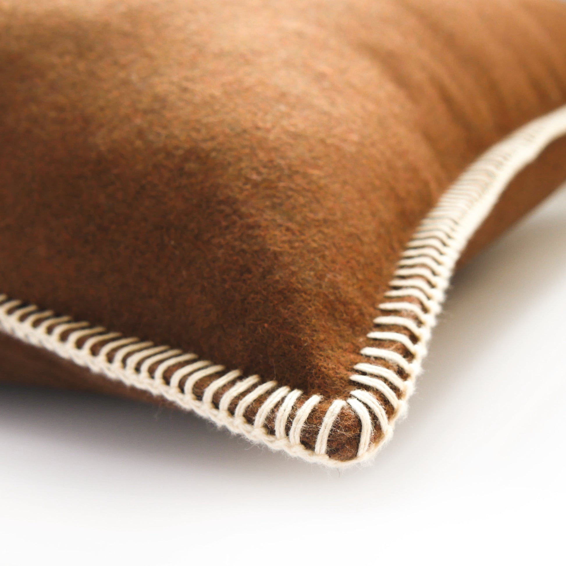 ARTHUR'S SEAT Cushion Cover