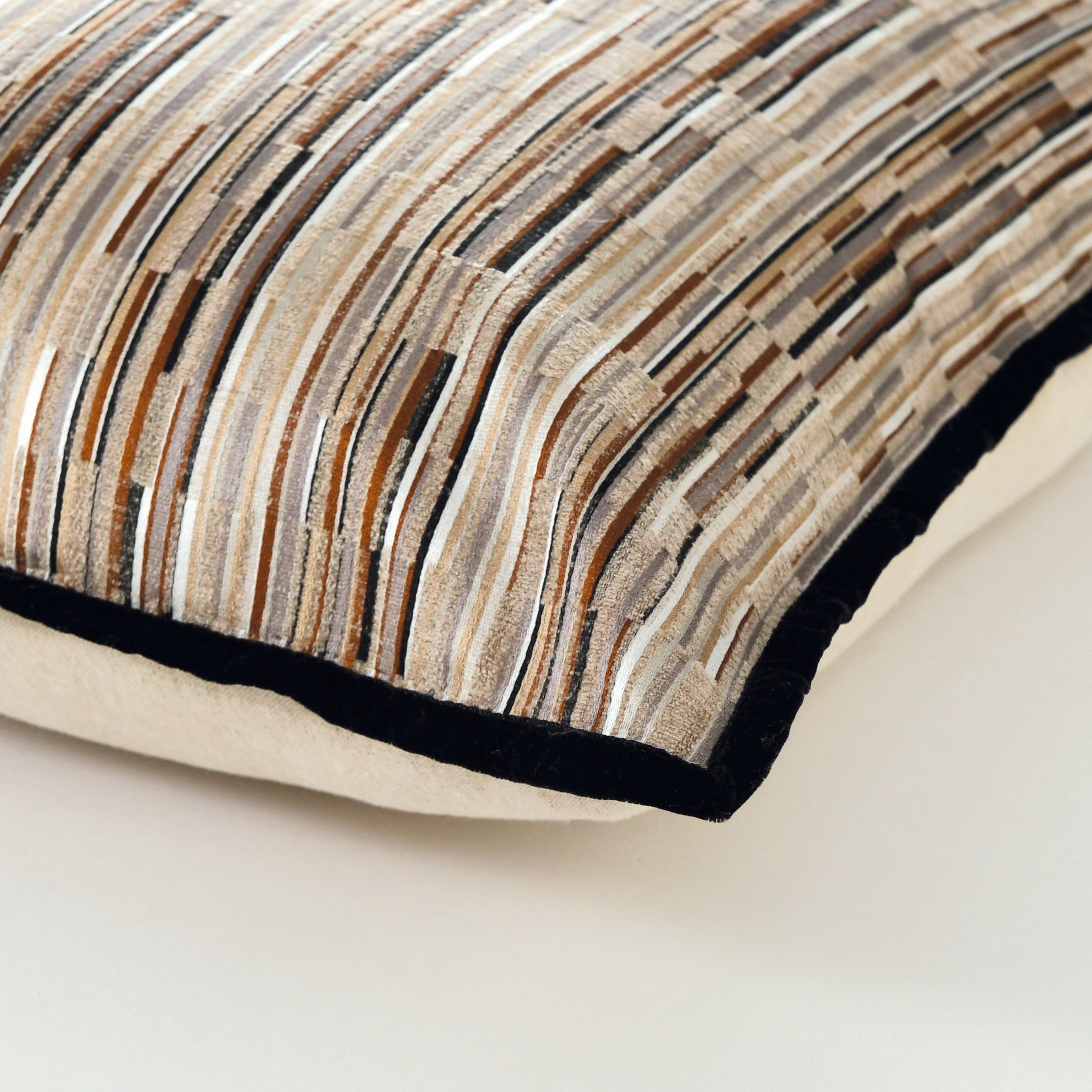 FACETIE Cushion Cover
