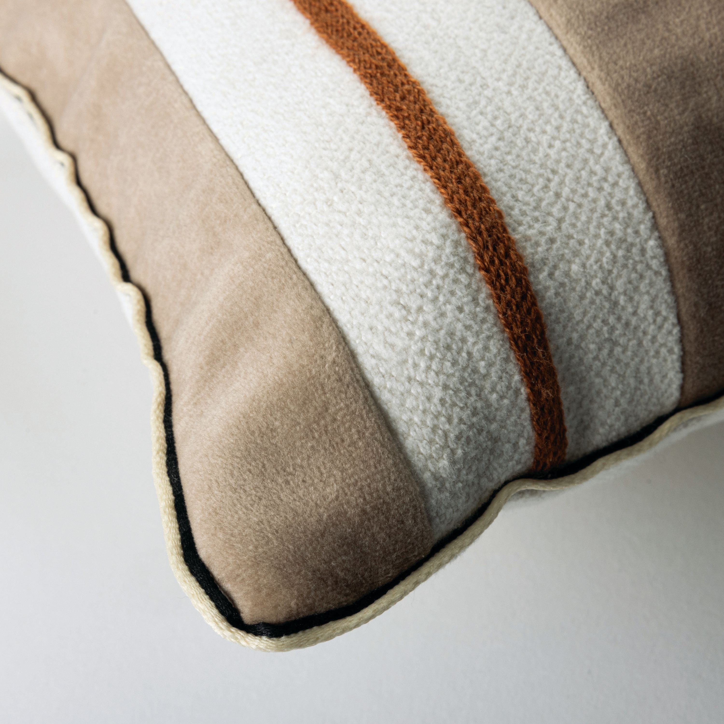 JOSHUA Cushion Cover